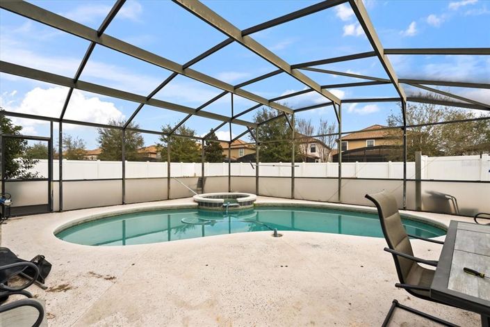 Image No.29-3 Bed Property for sale