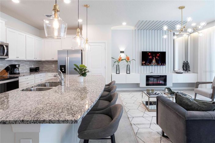 Image No.18-5 Bed Townhouse for sale