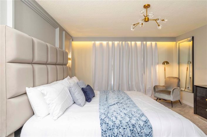 Image No.40-5 Bed Townhouse for sale