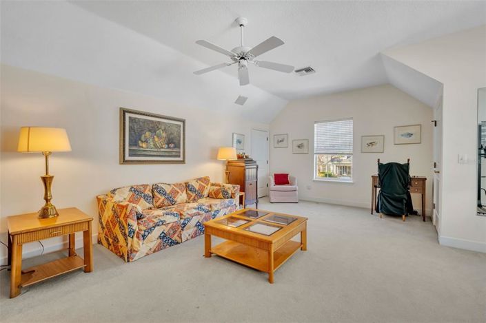 Image No.28-3 Bed Property for sale