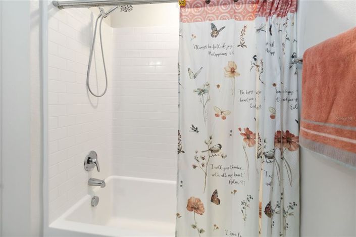 Image No.25-4 Bed Property for sale