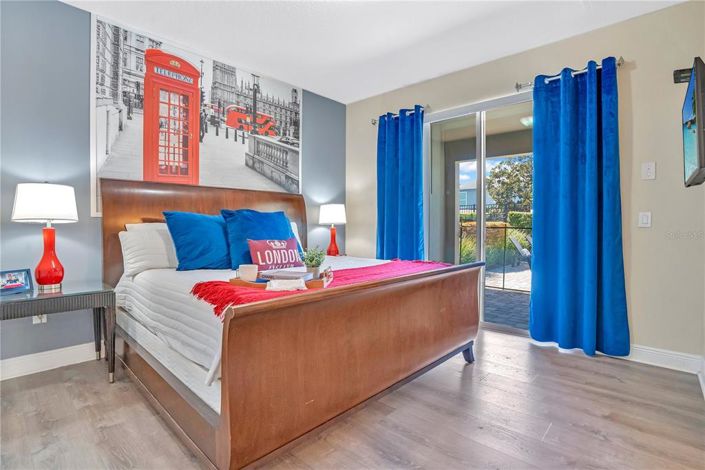 Image No.20-10 Bed Property for sale