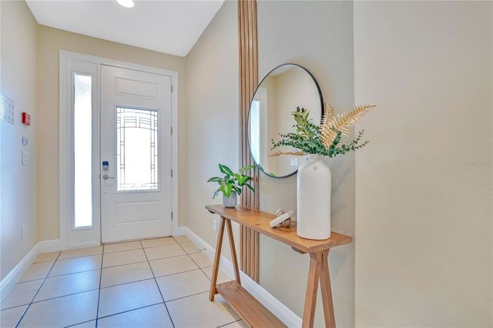 Image No.35-10 Bed Property for sale