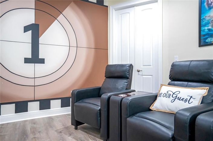 Image No.37-10 Bed Property for sale