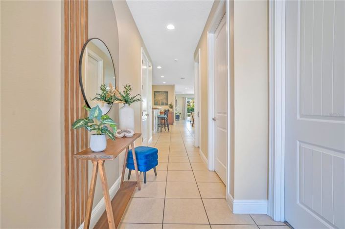 Image No.4-10 Bed Property for sale