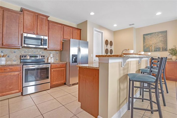 Image No.6-10 Bed Property for sale