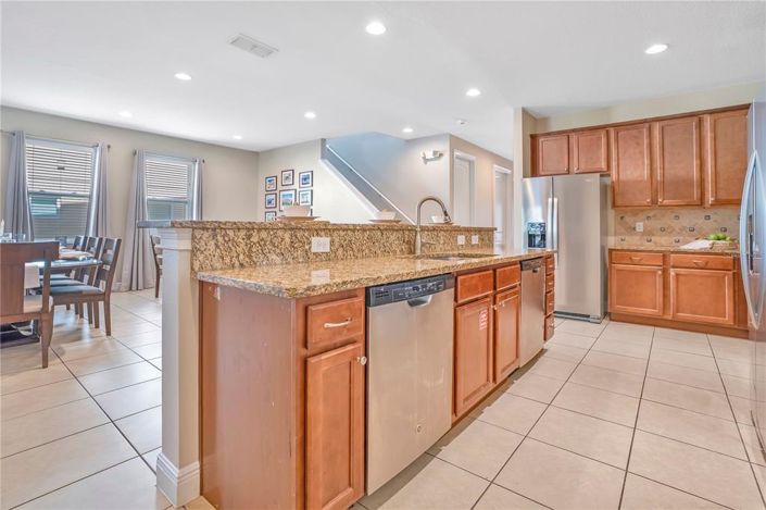 Image No.8-10 Bed Property for sale