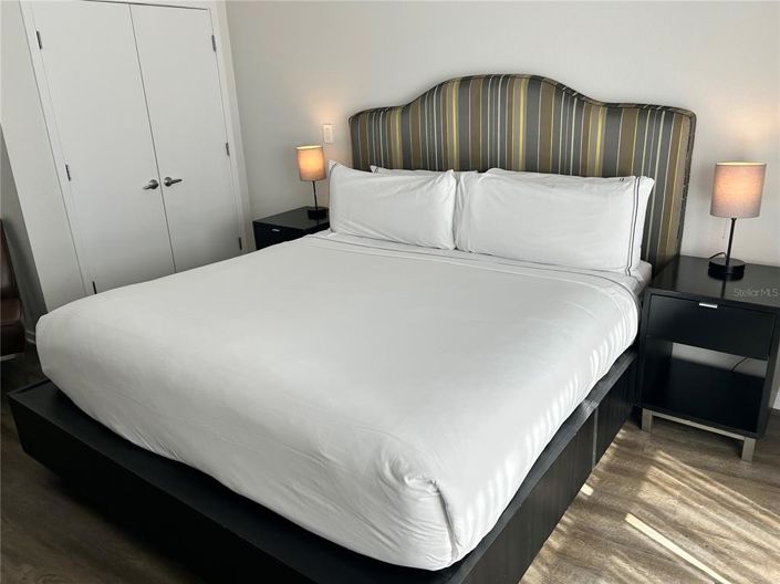 Image No.11-2 Bed Property for sale