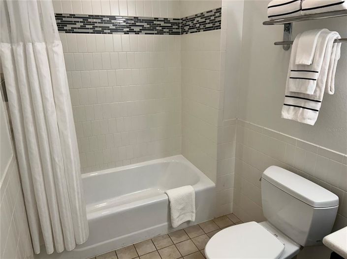 Image No.14-2 Bed Property for sale