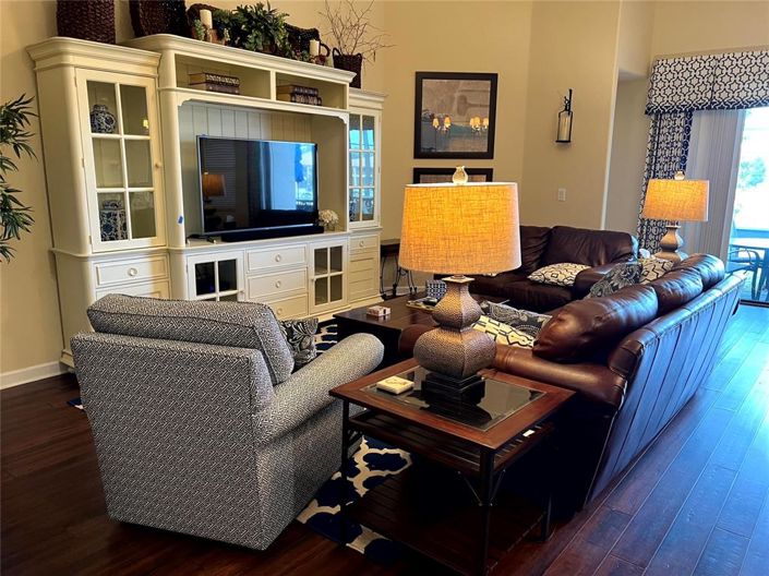 Image No.5-4 Bed Property for sale