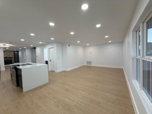 Image No.5-4 Bed Property for sale