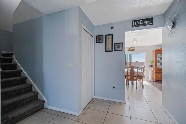 Image No.17-4 Bed Property for sale