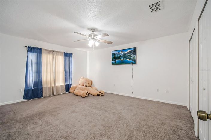 Image No.28-4 Bed Property for sale