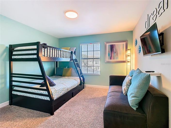 Image No.11-4 Bed Townhouse for sale