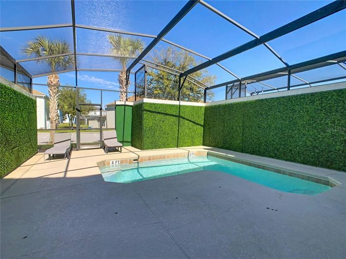 Image No.19-4 Bed Townhouse for sale