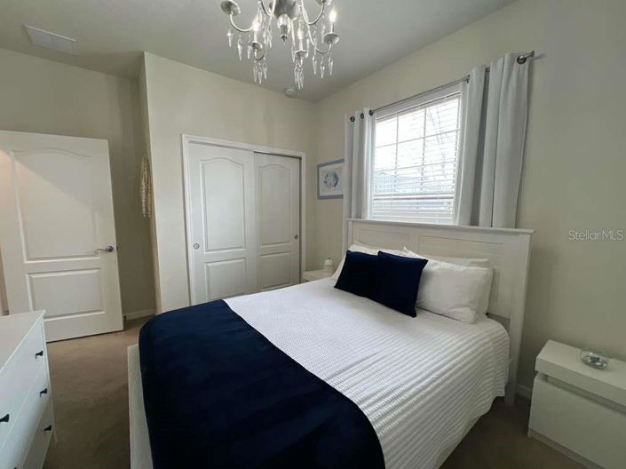 Image No.12-5 Bed Townhouse for sale