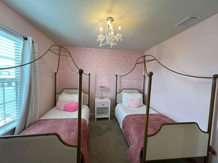 Image No.23-5 Bed Townhouse for sale