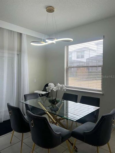 Image No.9-5 Bed Townhouse for sale