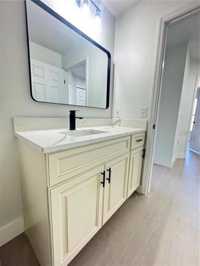 Image No.25-4 Bed Property for sale