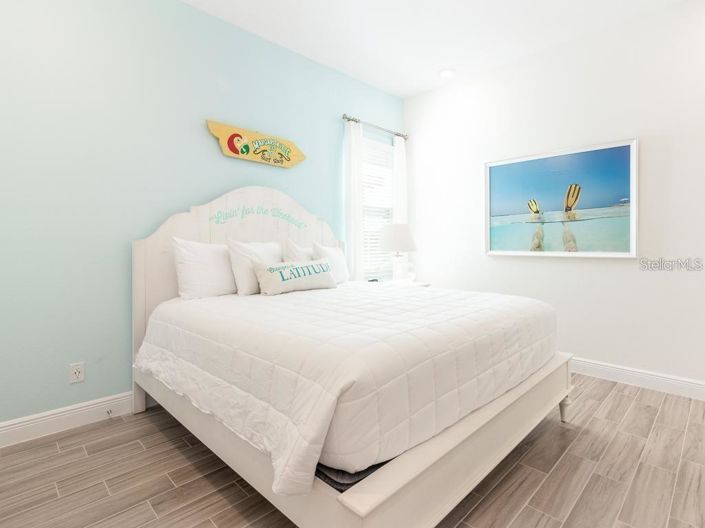 Image No.13-2 Bed Property for sale