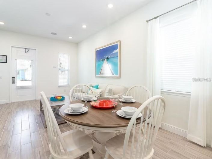 Image No.7-2 Bed Property for sale