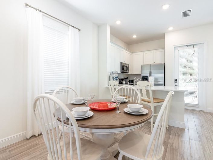 Image No.9-2 Bed Property for sale