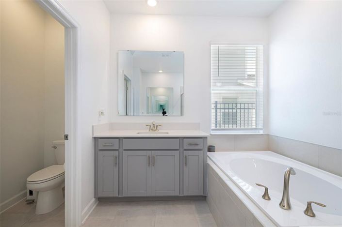 Image No.45-4 Bed Property for sale