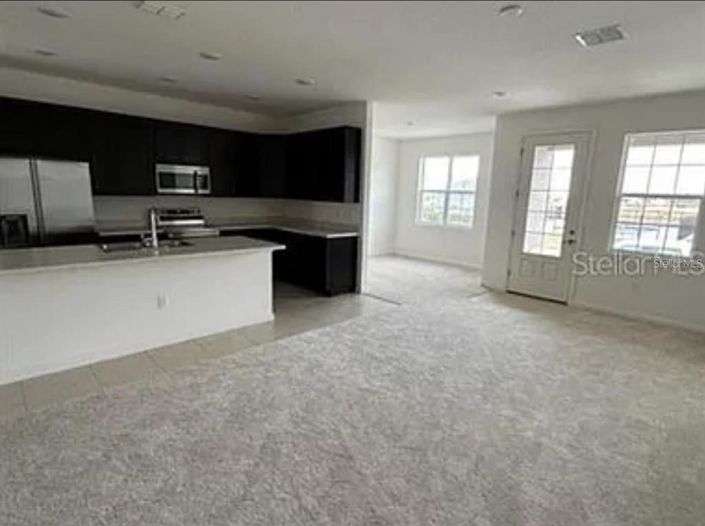 Image No.3-5 Bed Property for sale