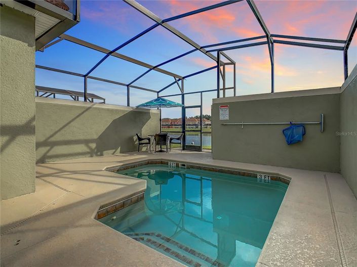 Image No.2-5 Bed Townhouse for sale