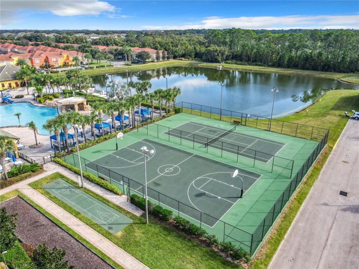 Image No.35-5 Bed Townhouse for sale