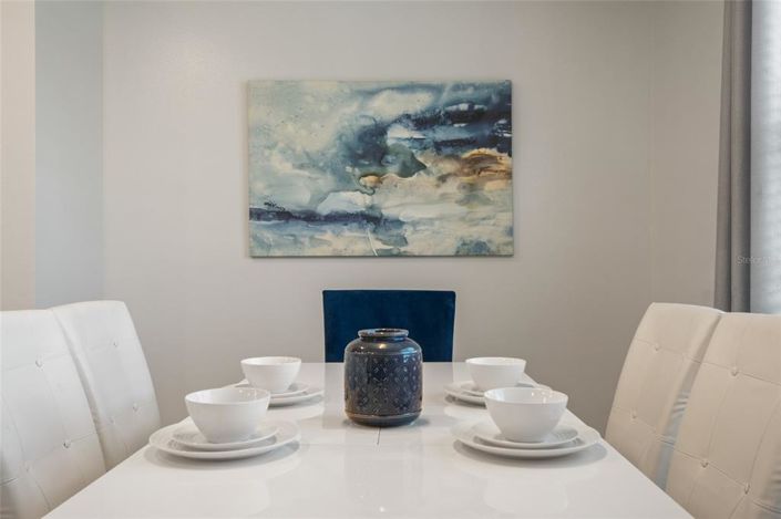 Image No.17-5 Bed Property for sale