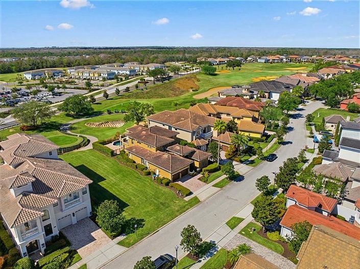 Image No.46-5 Bed Property for sale