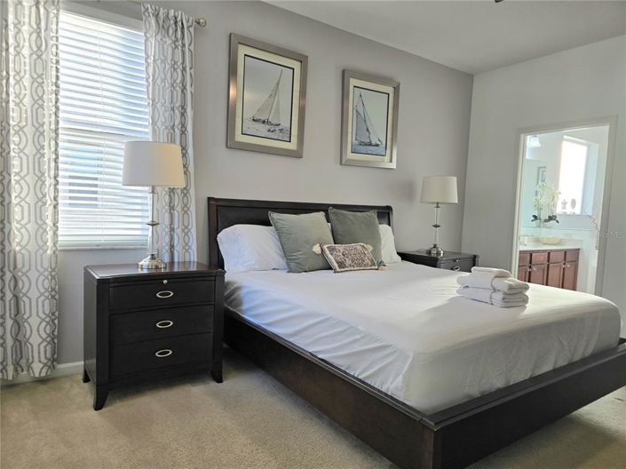 Image No.27-6 Bed Property for sale