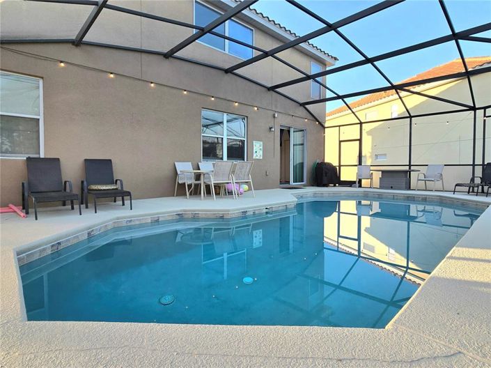 Image No.52-6 Bed Property for sale