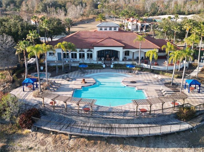 Image No.60-6 Bed Property for sale