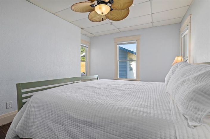 Image No.15-6 Bed Property for sale