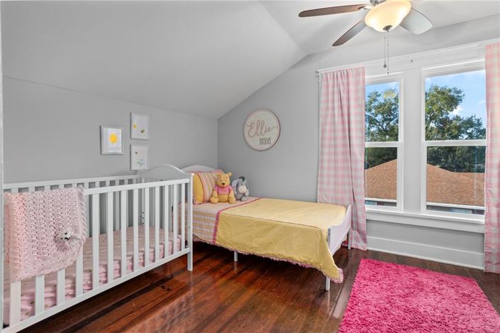 Image No.26-6 Bed Property for sale