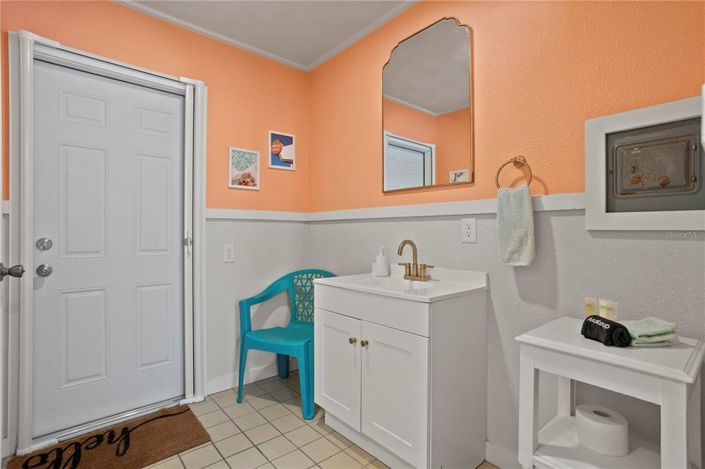 Image No.36-6 Bed Property for sale