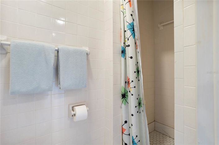 Image No.38-6 Bed Property for sale