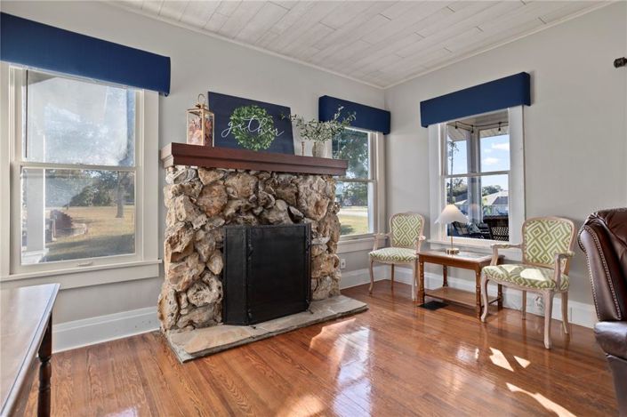 Image No.5-6 Bed Property for sale