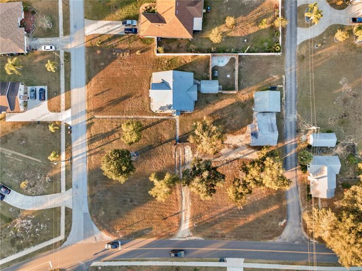 Image No.57-6 Bed Property for sale