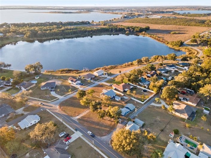 Image No.60-6 Bed Property for sale