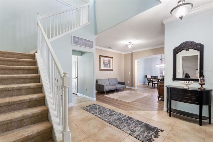 Image No.7-5 Bed Property for sale