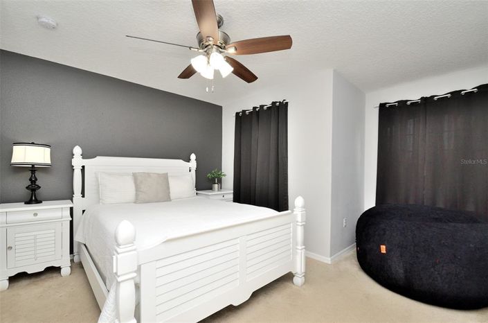 Image No.22-6 Bed Property for sale