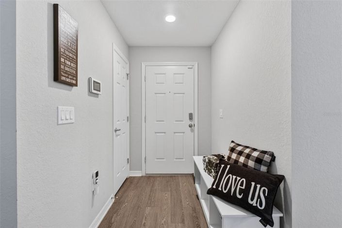 Image No.8-3 Bed Property for sale