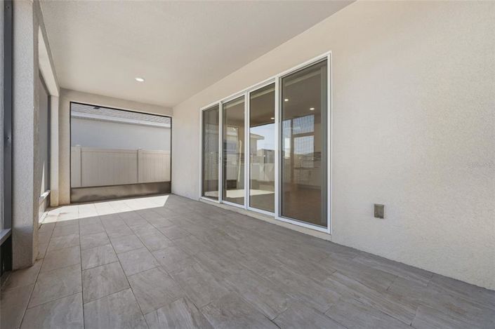 Image No.8-Propriété de 5 chambres à vendre à Davenport