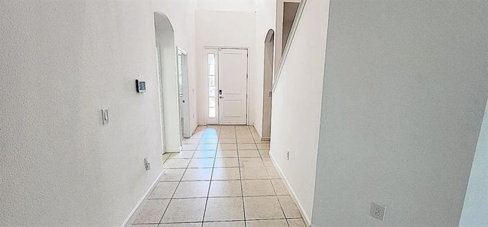 Image No.2-Propriété de 5 chambres à vendre à Davenport