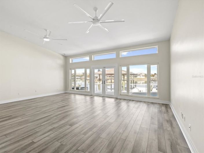 Image No.4-Propriété de 4 chambres à vendre à Clearwater