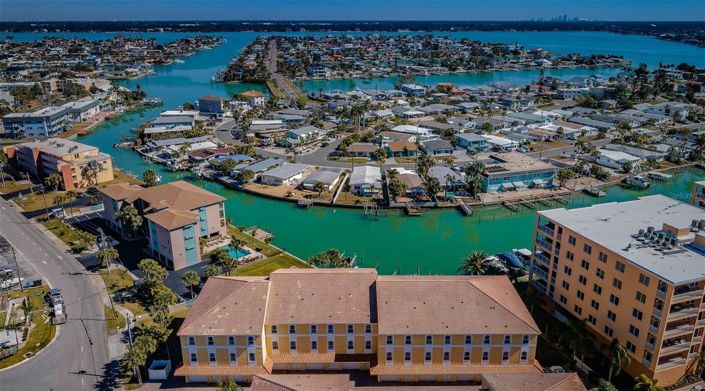 Image No.17-Propriété de 3 chambres à vendre à St. Petersburg