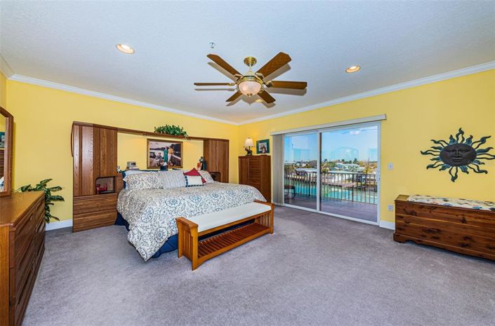 Image No.18-Propriété de 3 chambres à vendre à St. Petersburg